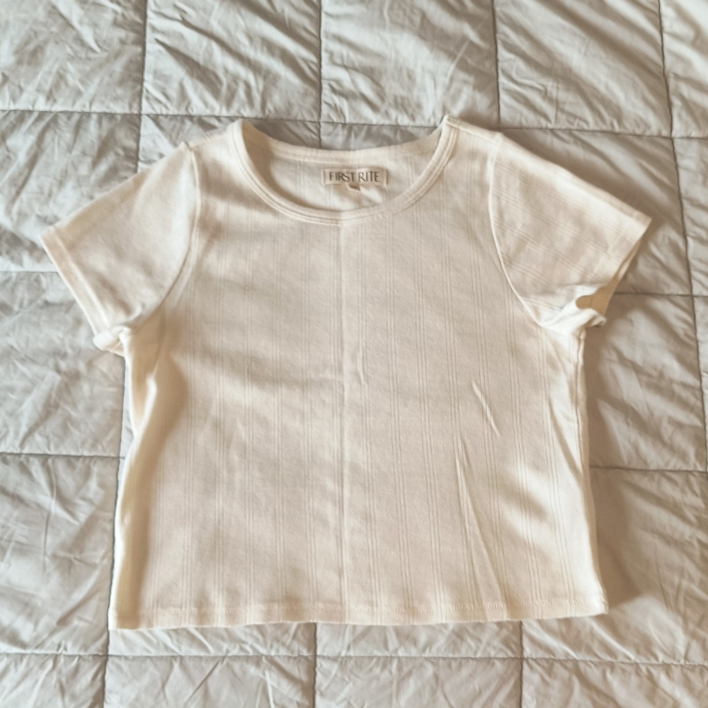 SOLD// First Rite Crop Pointelle Tees - Picture 4 of 7